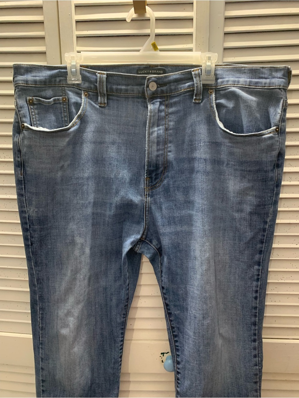 Mens Lucky Brand Classic 181 Relaxed Fit Straight Leg Jeans 42-30 - Picture 2 of 8